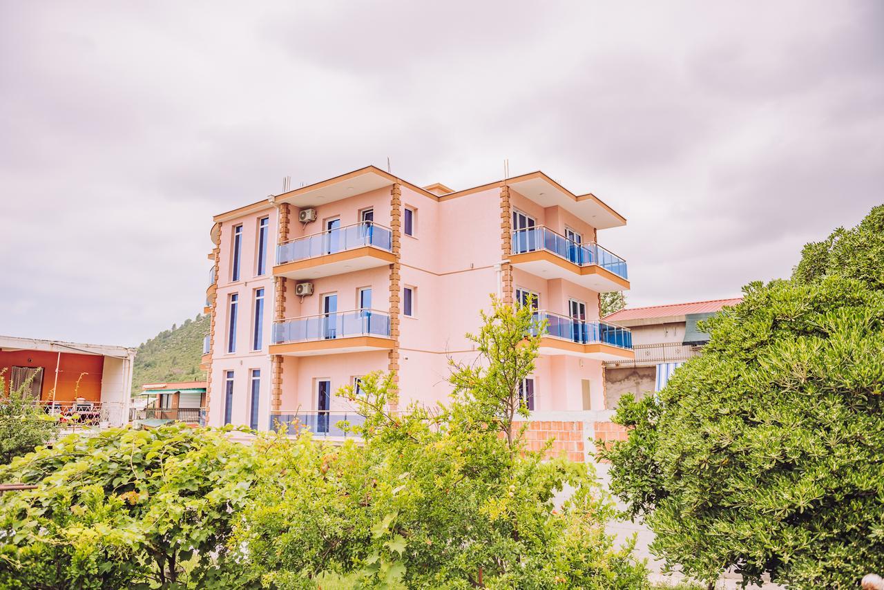 Apartments Krstovic Сутоморе Екстер'єр фото