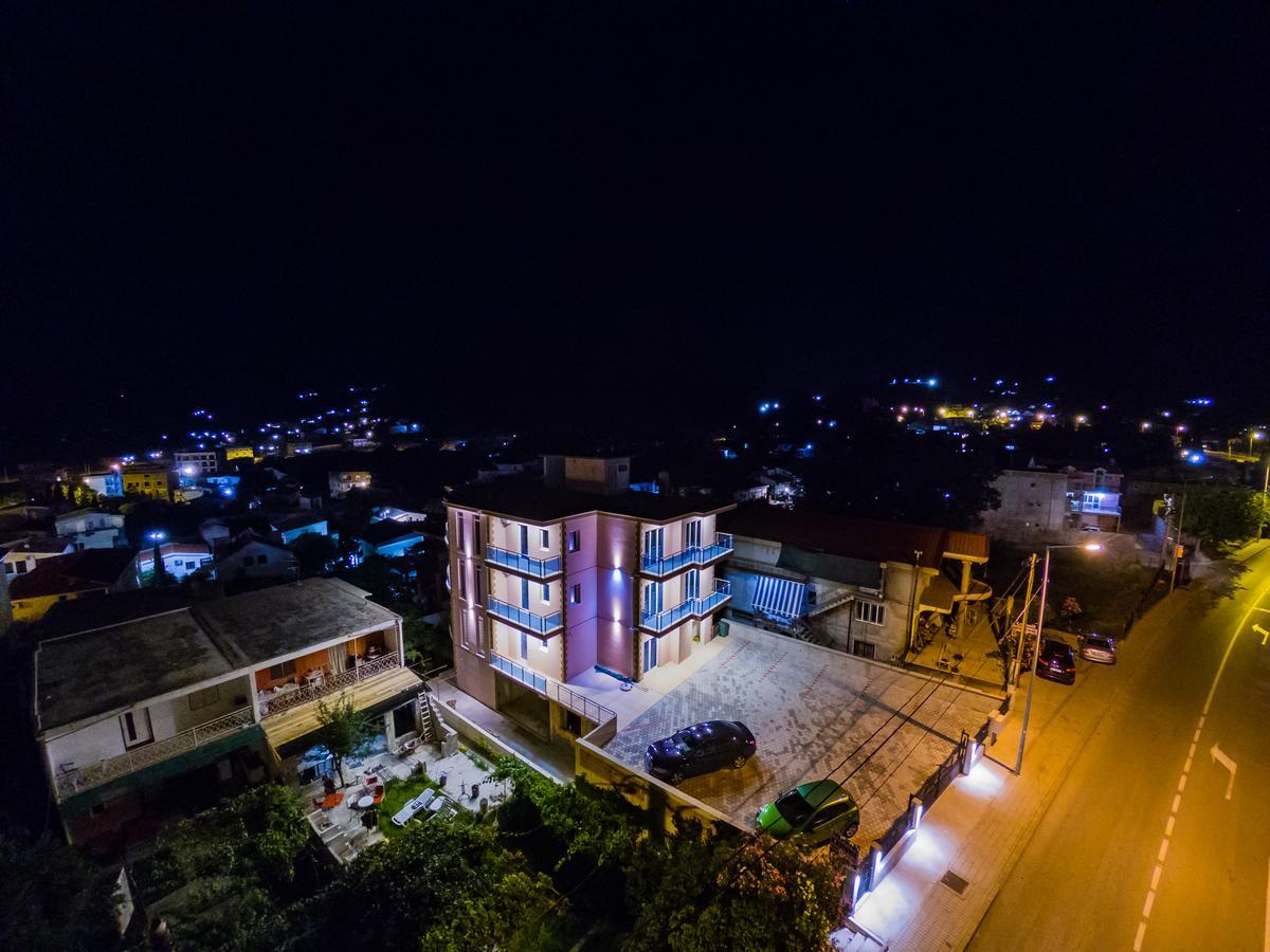 Apartments Krstovic Сутоморе Екстер'єр фото