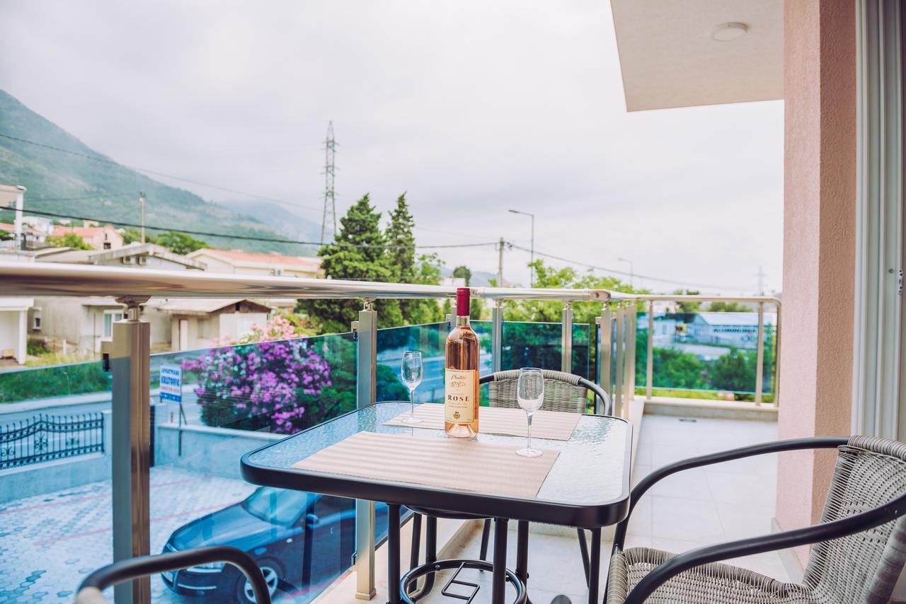 Apartments Krstovic Сутоморе Екстер'єр фото
