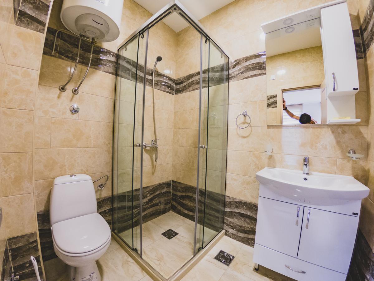 Apartments Krstovic Сутоморе Екстер'єр фото
